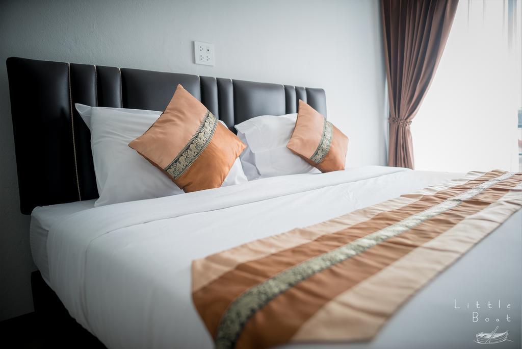 เรทโทร ทวิน โฮม แอท แม่สอด Hotel ภายนอก รูปภาพ